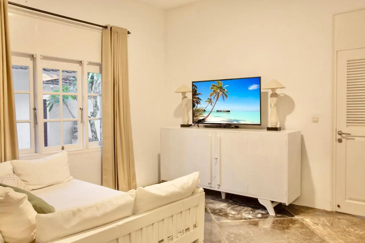 Villa Emma | Heart Of Seminyak | 350M Beach