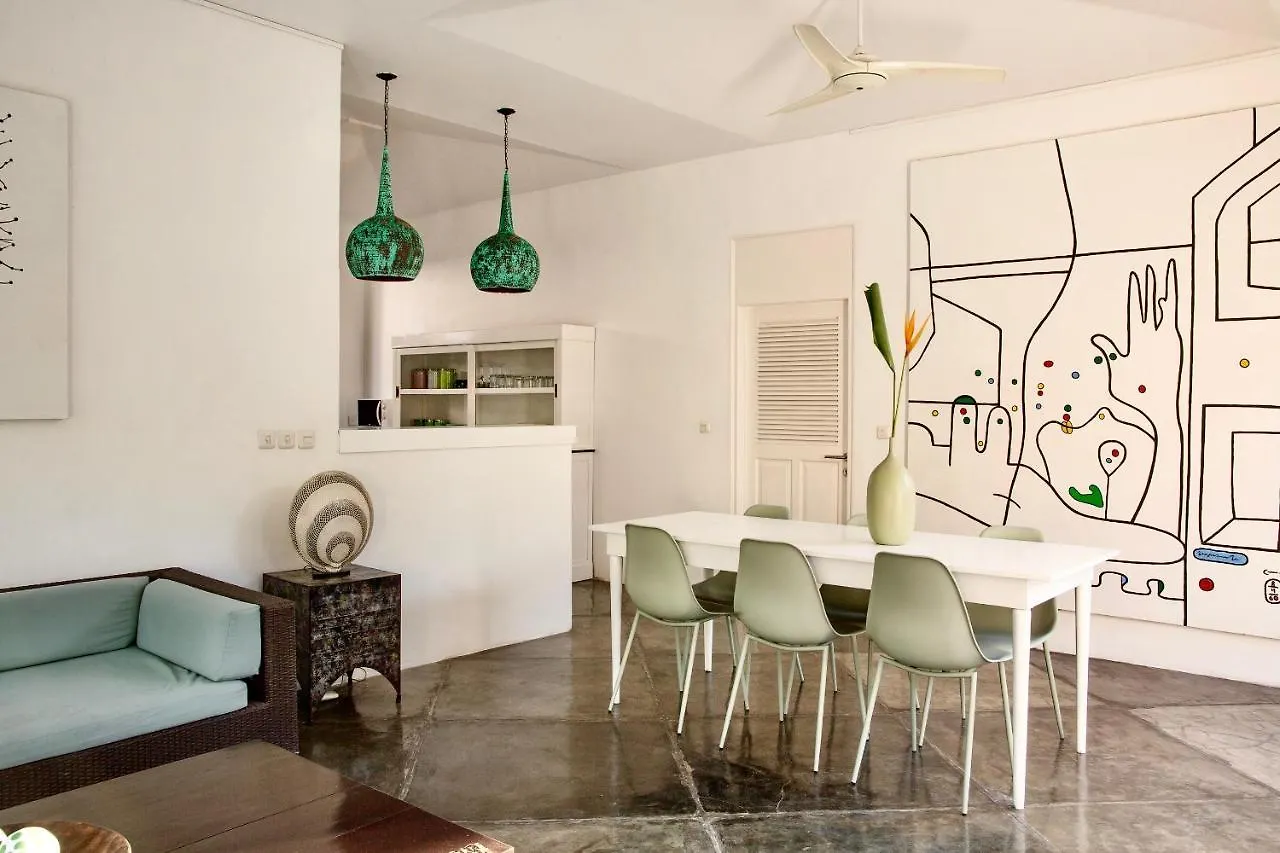 Villa Emma | Heart Of Seminyak | 350M Beach