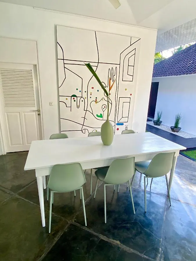 Villa Emma | Heart Of Seminyak | 350M Beach Seminyak (Bali)